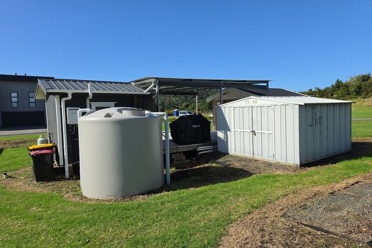Photo of property in 1 Dawson Place, Cooks Beach, 3591
