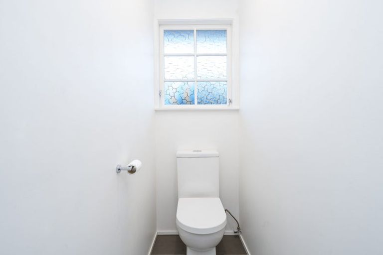 Photo of property in 37 Keegan Drive, Massey, Auckland, 0614