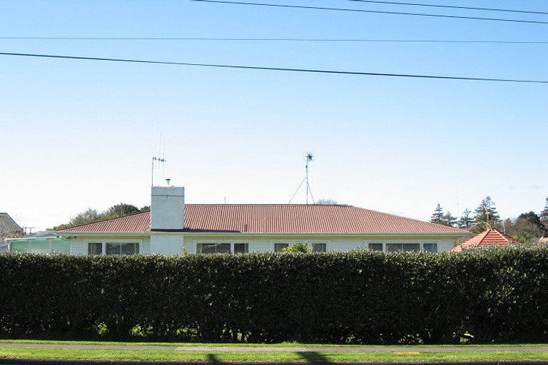 Photo of property in 27 Skerman Street, Marton, 4710