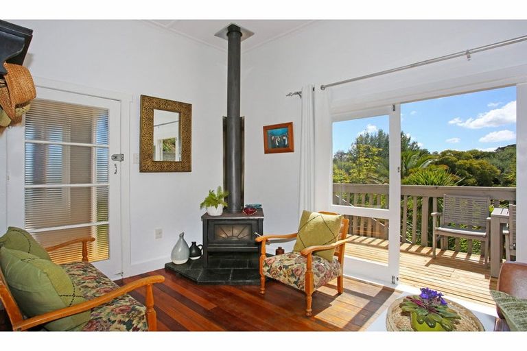 Photo of property in 44 Victoria Avenue, Waiuku, 2123