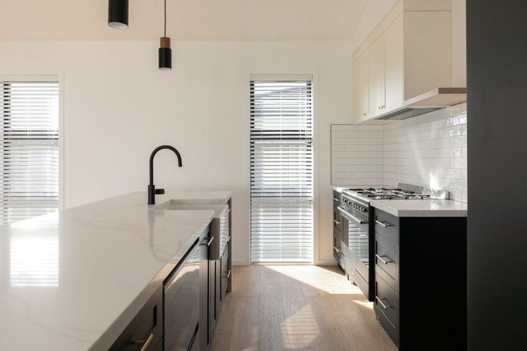 Photo of property in 25 Arihi Crescent, Frimley, Hastings, 4120