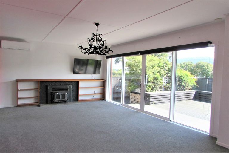 Photo of property in 14 Hickson Street, Featherston, 5710