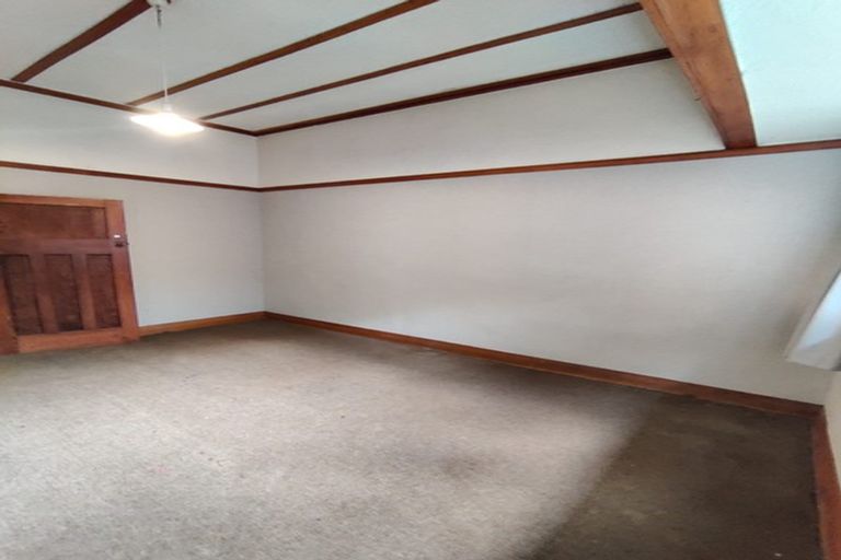 Photo of property in 135 Wallace Street, Mount Cook, Wellington, 6021