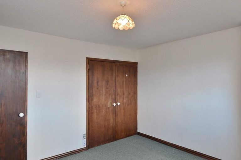 Photo of property in 2/5 Highgate Avenue, Merivale, Christchurch, 8014