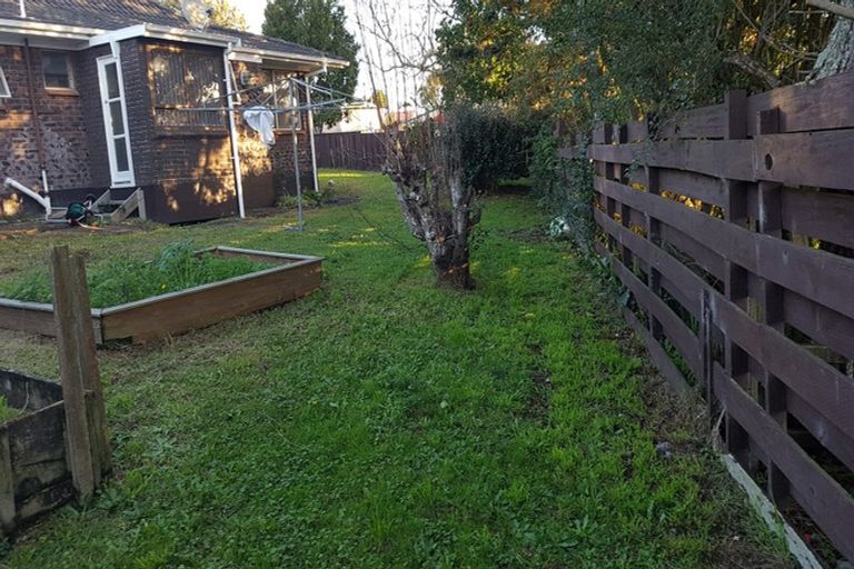 Photo of property in 2/14 Bendale Place, Papatoetoe, Auckland, 2025