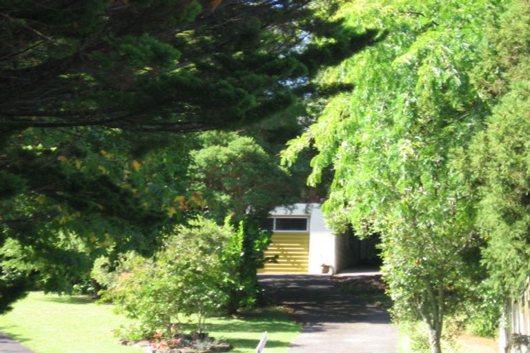 Photo of property in 3 Havelle Avenue, Titirangi, Auckland, 0604