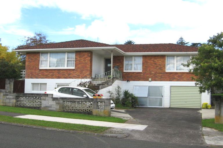 Photo of property in 2 Colum Place, Bucklands Beach, Auckland, 2014