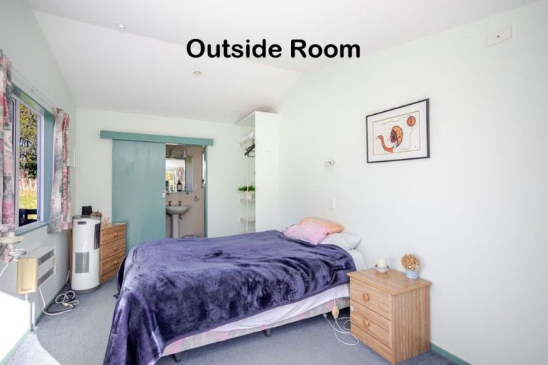 Photo of property in 41 Riverdale Road, Dannevirke, 4930