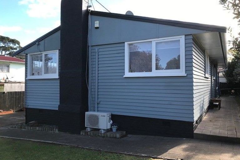 Photo of property in 1/1 Barrie Avenue, Papatoetoe, Auckland, 2025