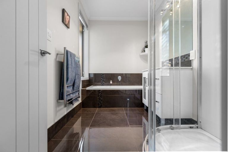 Photo of property in 7 Siemonek Rise, Bethlehem, Tauranga, 3110