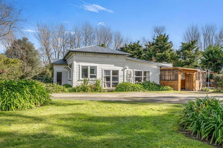 Photo of property in 1226 Tennent Drive, Linton, Palmerston North, 4472