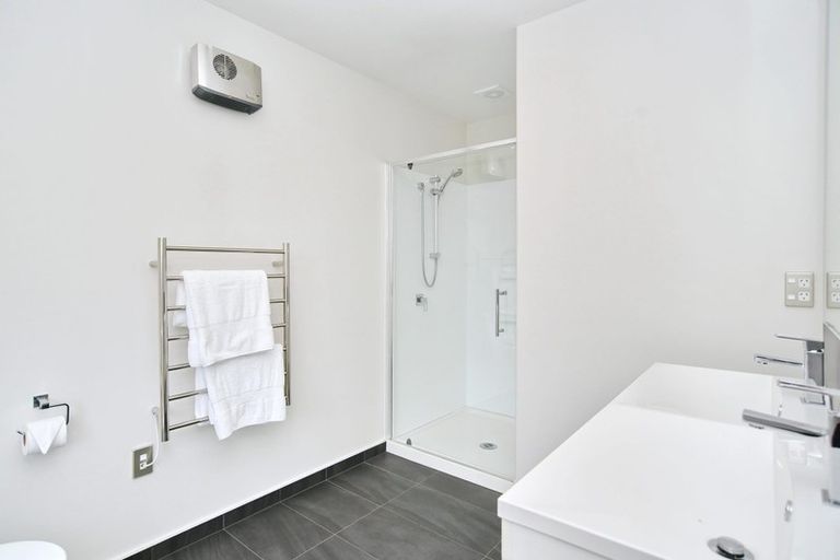 Photo of property in 11 Robalan Close, Halswell, Christchurch, 8025