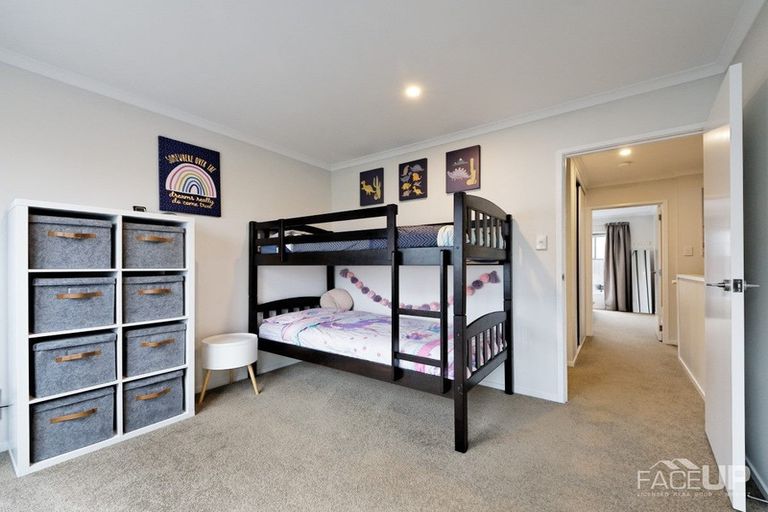 Photo of property in 43 Mapou Road, Hobsonville, Auckland, 0616