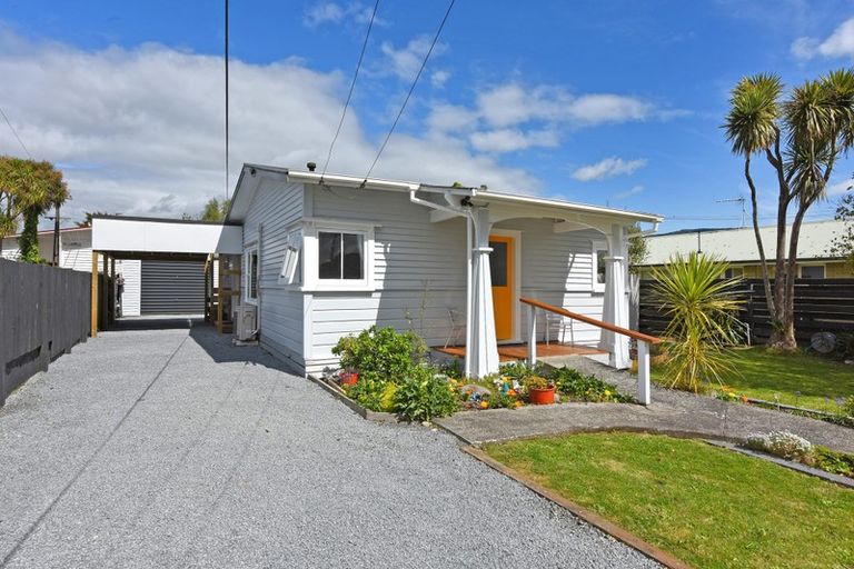 Photo of property in 28 Liverpool Street, Trentham, Upper Hutt, 5018