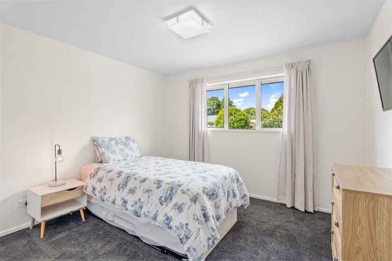 Photo of property in 22 Pemberton Drive, Darfield, 7510