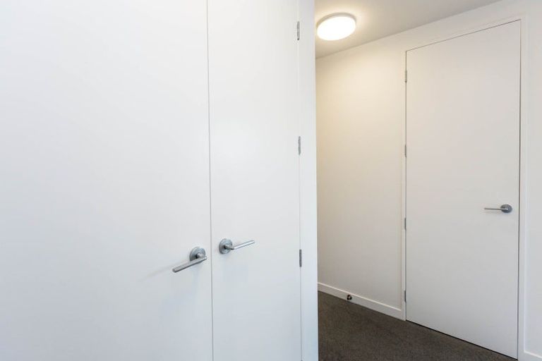 Photo of property in 69u4 Tiketike Way, Brooklyn, Wellington, 6021