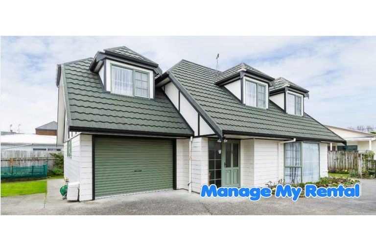 Photo of property in 2/76 Trafalgar Street, Waterloo, Lower Hutt, 5011