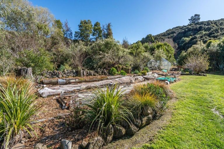 Photo of property in 9 Harmans Track, Little River, 7591