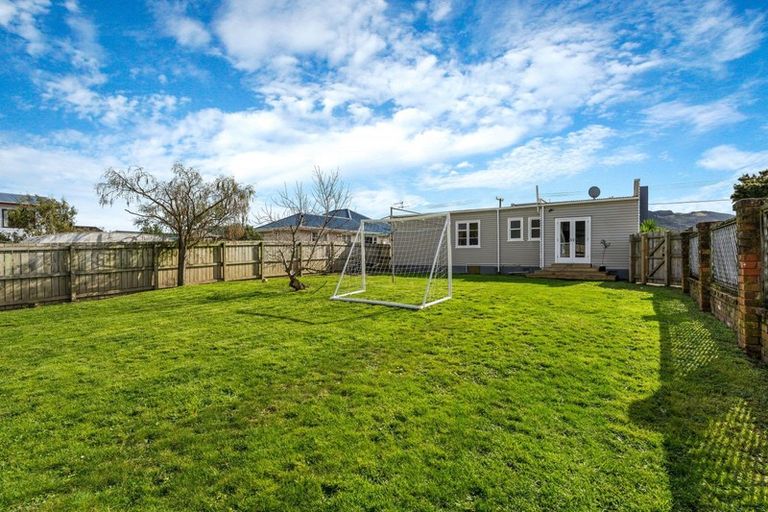 Photo of property in 61 Miro Street, Trentham, Upper Hutt, 5018