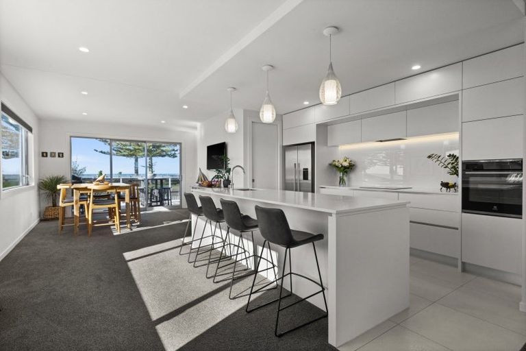 Photo of property in 136b Te Awa Avenue, Te Awa, Napier, 4110