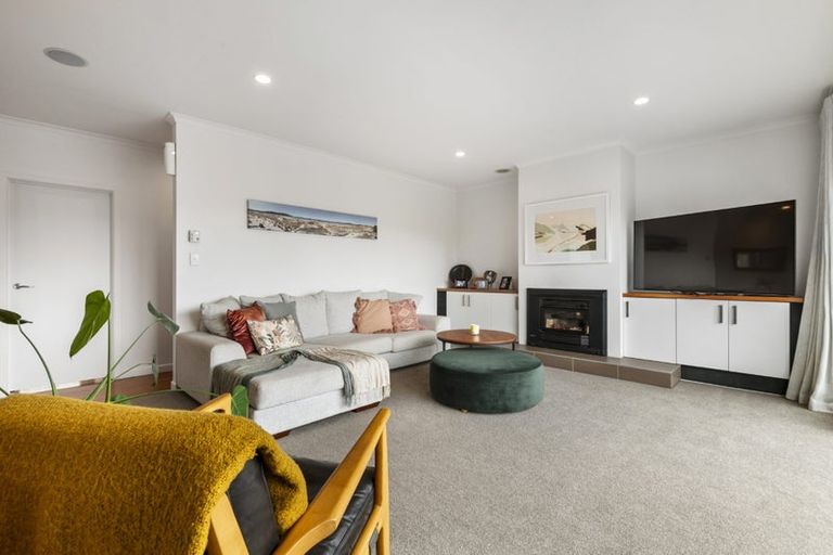 Photo of property in 6 Manuwai Road, Torbay, Auckland, 0630