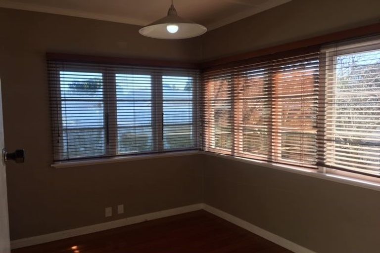 Photo of property in 47a Great South Road, Papakura, 2110