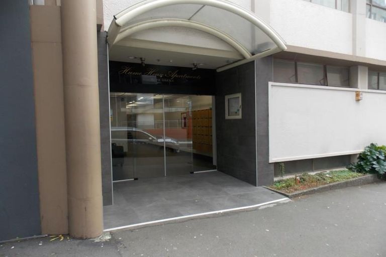 Photo of property in Hume House, 10/152 The Terrace, Wellington Central, Wellington, 6011