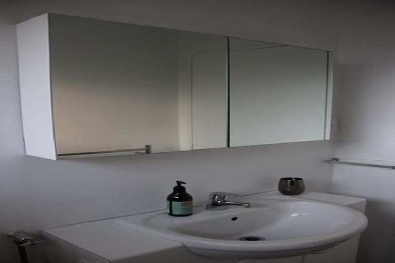 Photo of property in 3/10 Courtenay Street, St Albans, Christchurch, 8014