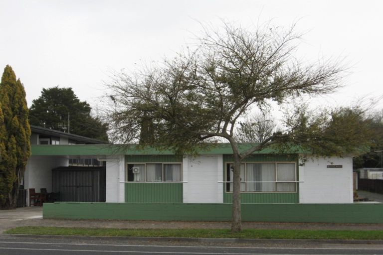 Photo of property in 2/875 Heaphy Terrace, Claudelands, Hamilton, 3214