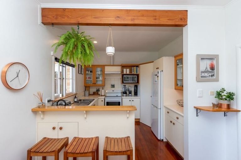 Photo of property in 4 Galloway Street, Hamilton East, Hamilton, 3216