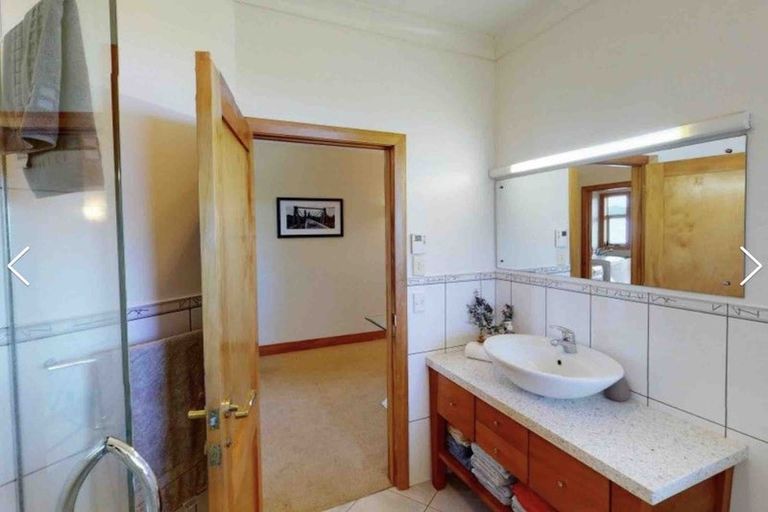 Photo of property in 30 Kaiangaroa Place, Bay View, Napier, 4104
