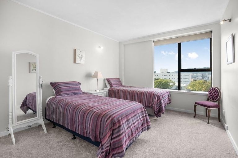 Photo of property in Hobson Court Flats, 59/70u Hobson Street, Thorndon, Wellington, 6011