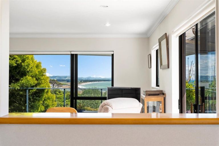 Photo of property in 33 Ngaparaoa Drive, Maketu, 3189