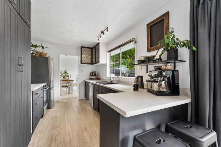 Photo of property in 37 Fraser Drive, Feilding, 4702