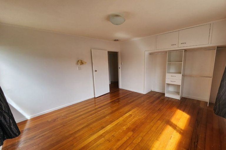 Photo of property in 97 Rathgar Road, Henderson, Auckland, 0610