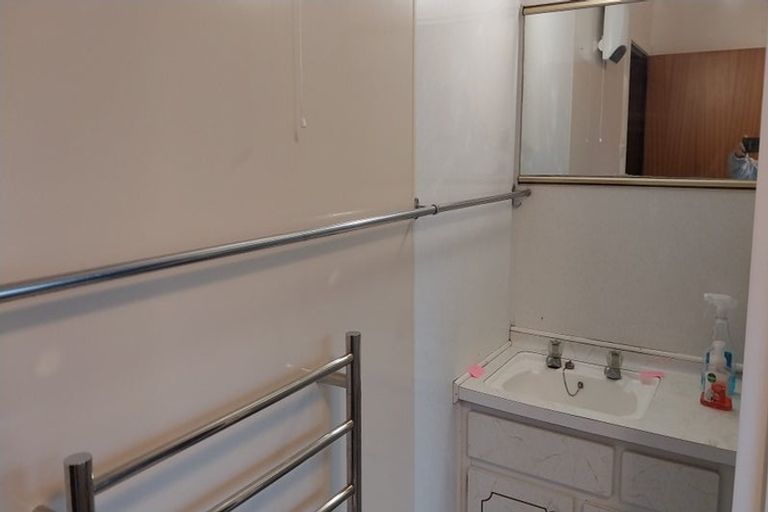 Photo of property in 11 Duchess Avenue, Dunedin Central, Dunedin, 9016