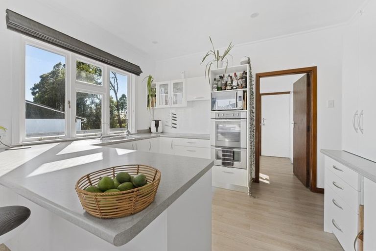 Photo of property in 13 Konini Street, Inglewood, 4330