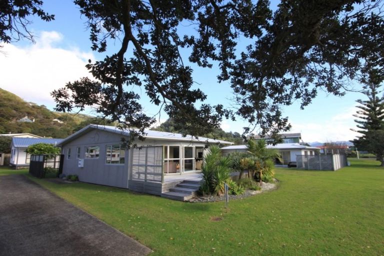 Photo of property in 54a Pauanui Beach Road, Pauanui, Hikuai, 3579