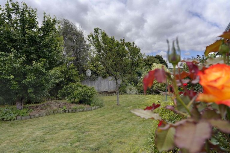 Photo of property in 23 Farnborough Drive, Nawton, Hamilton, 3200