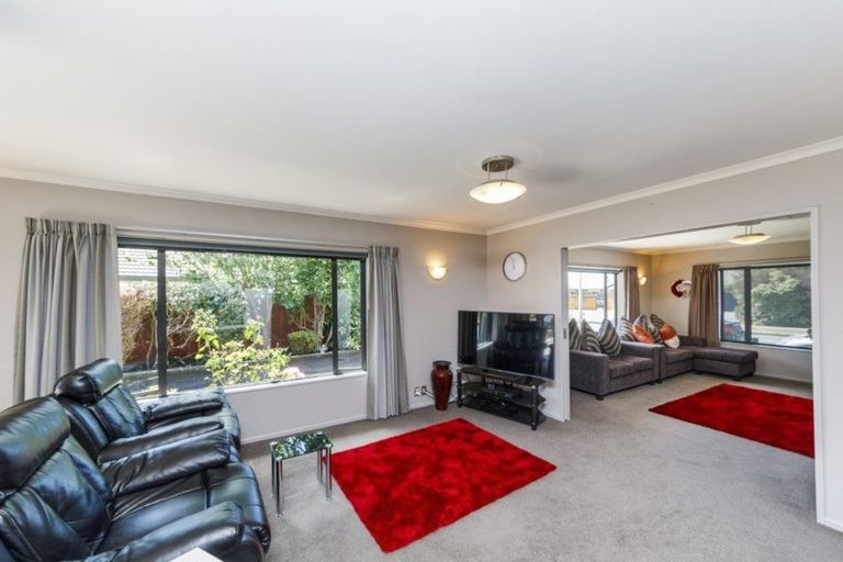 Photo of property in 45 Peter Hall Drive, Kelvin Grove, Palmerston North, 4414