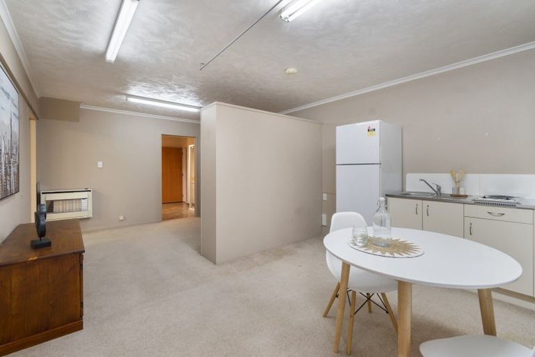 Photo of property in 144 Victoria Avenue, Hokowhitu, Palmerston North, 4410