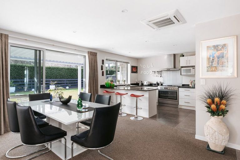 Photo of property in 8g Gane Place, Omokoroa, 3114