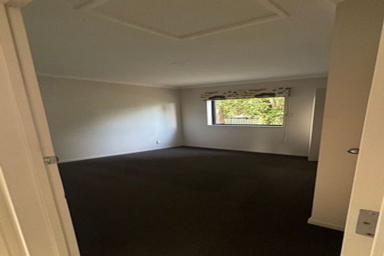 Photo of property in 22 Beihlers Road, Weymouth, Auckland, 2103