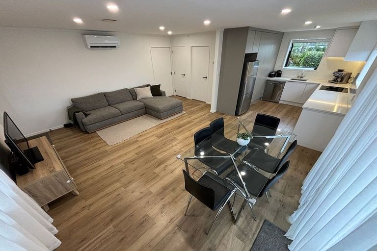 Photo of property in 1/5 Strid Road, Te Atatu South, Auckland, 0610