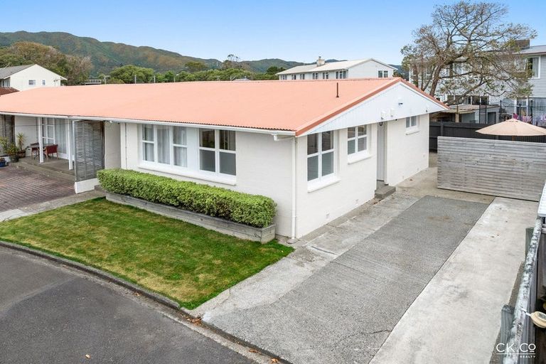 Photo of property in 1/1 Saulbrey Grove, Woburn, Lower Hutt, 5010