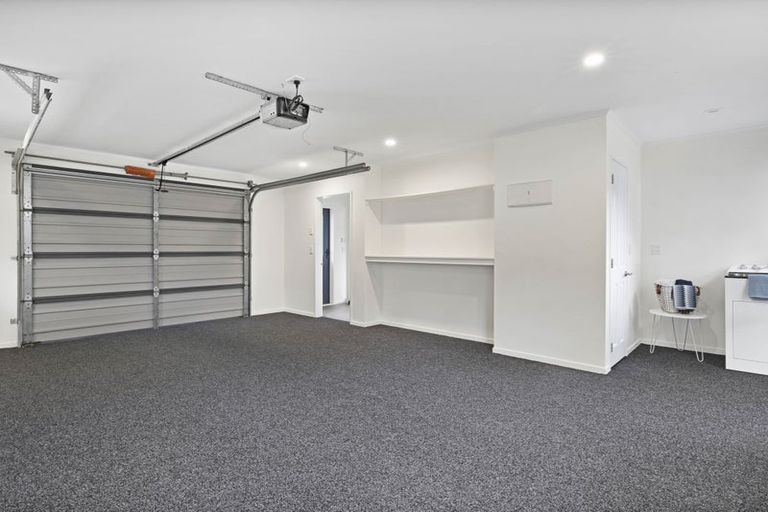 Photo of property in 316a Main Road, Tawa, Wellington, 5028