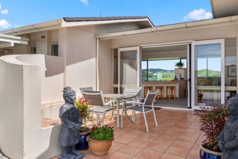 Photo of property in 33 Caesar Road, Ormond, Gisborne, 4071