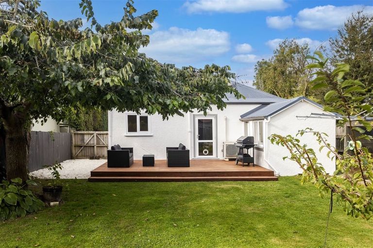 Photo of property in 147 Strickland Street, Spreydon, Christchurch, 8024