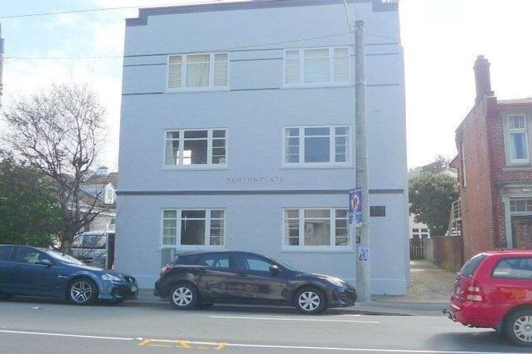 Photo of property in Norton Flats, 302u3 Willis Street, Aro Valley, Wellington, 6011