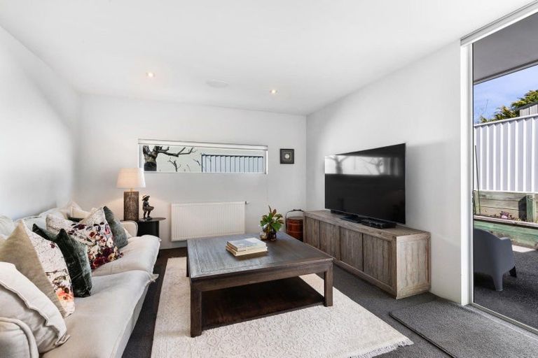 Photo of property in 15 Faulks Terrace, Wanaka, 9305